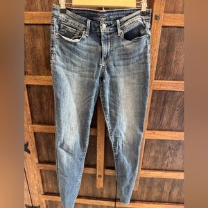 Signature by Levi Strauss Women's Light Faded Blue Skinny Jeans